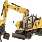 CATERPILLAR M318F Pelle sur pneus