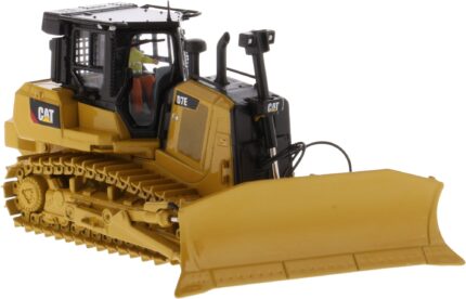 CATERPILLAR D7E Bulldozer avec treuil