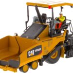 CATERPILLAR AP600F Finisheur sur roues