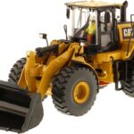 CATERPILLAR 966M Chargeur sur roues
