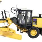 KOMATSU GD655-5 Niveleuse