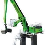 SENNEBOGEN 875 E Pelle de manutention sur pneus