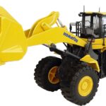 KOMATSU WA600-8 Chargeur sur roues