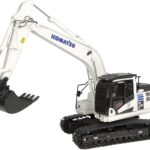 KOMATSU PC210LCi-11Pelleteuse sur chenilles, blanches