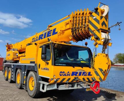 LIEBHERR LTM1090-4.2 Grue mobile 4 essieux – Image 2