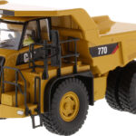 CATERPILLAR 770 Dumper