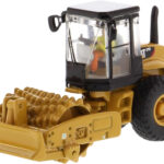 CATERPILLAR CS56 Compacteur à pieds de moutons