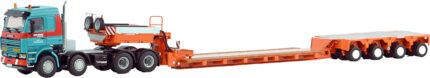 SCANIA 143 8x4 avec remorque porte-engins 4 essieux