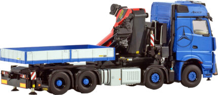 MERCEDES Arocs MP5 BigSpace 8x4 avec grue PALFINGER PK1650, bleu – Image 2