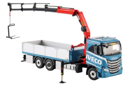 IVECO S-Way 6x2 porteur plateau avec grue PALFINGER PK 24.001 – Image 5