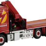 DAF XF Space Cab 8x2 porteur plateau avec grue PALFINGER PK65002 SH