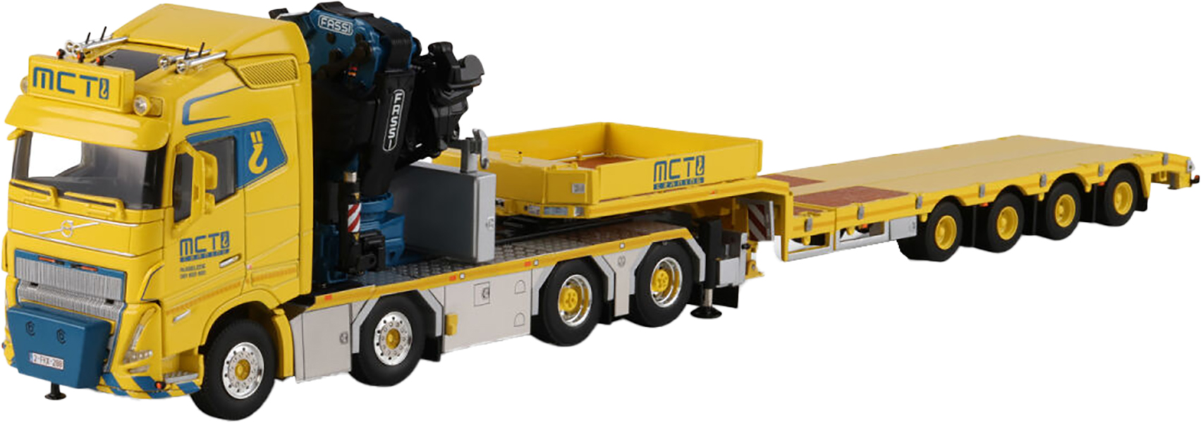 WSI01-4862 VOLVO FH5 Globetrotter XL 8x4 avec grue FASSI 1300 et remorque porte-engins 4 essieux – Image 1
