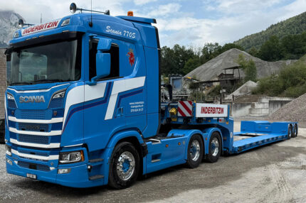 SCANIA S Normal 6x4 avec remorque porte-engins 2 essieux – Image 3