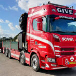 SCANIA S Highline 8x4 porteur plateau avec grue PALFINGER PK480