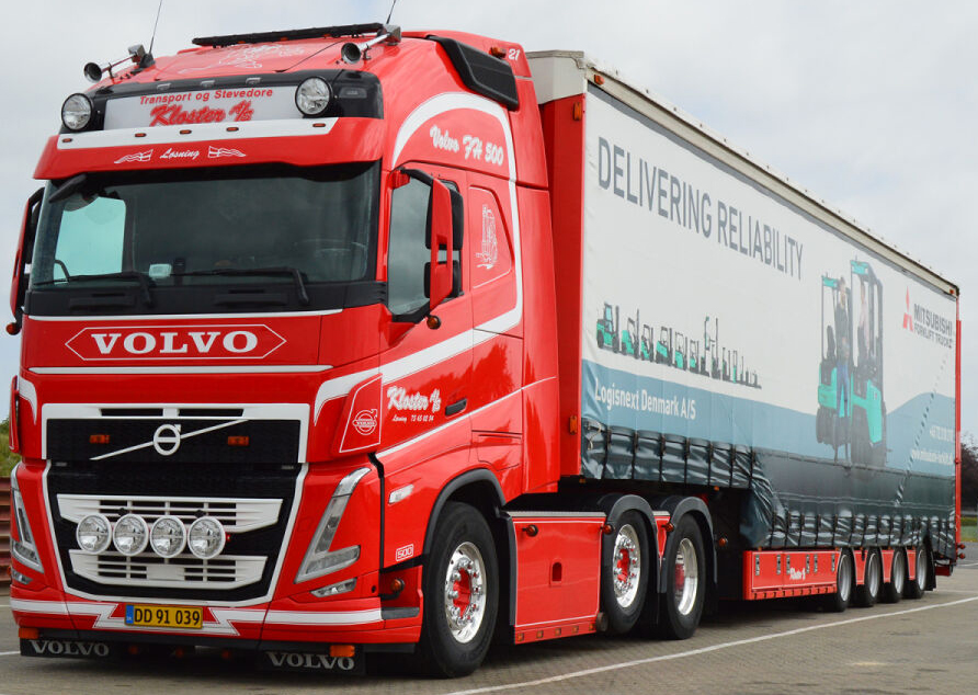 WSI01-5133-RESA VOLVO FH5 Globetrotter XL 6x2 avec remorque bachée grand volume 4 essieux – Image 1