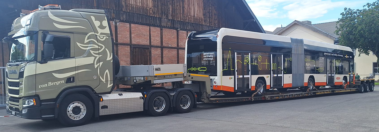 TEKN88712-RESA SCANIA R Highline 6x4 avec remorque porte-engins 3 essieux – Image 1