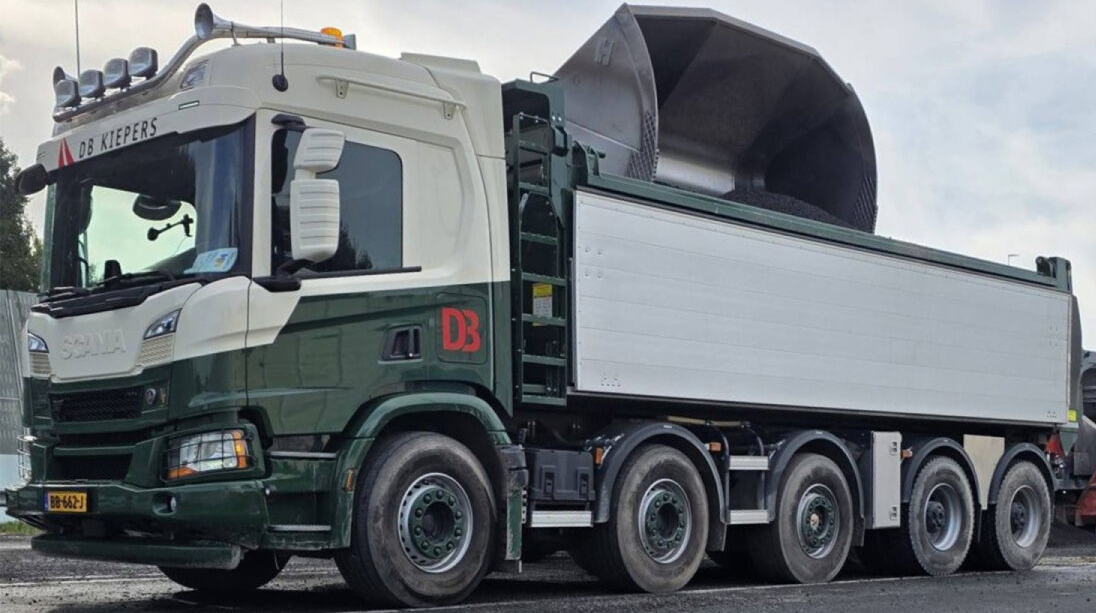 WSI01-5318-RESA SCANIA G Normal 10x4 benne – Image 1