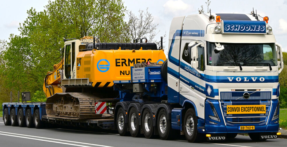 WSI01-5264-RESA VOLVO FH5 Globetrotter 10x4 avec remorque porte-engins 3+5 essieux – Image 1