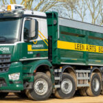 MERCEDES Arocs 10x4 porteur benne